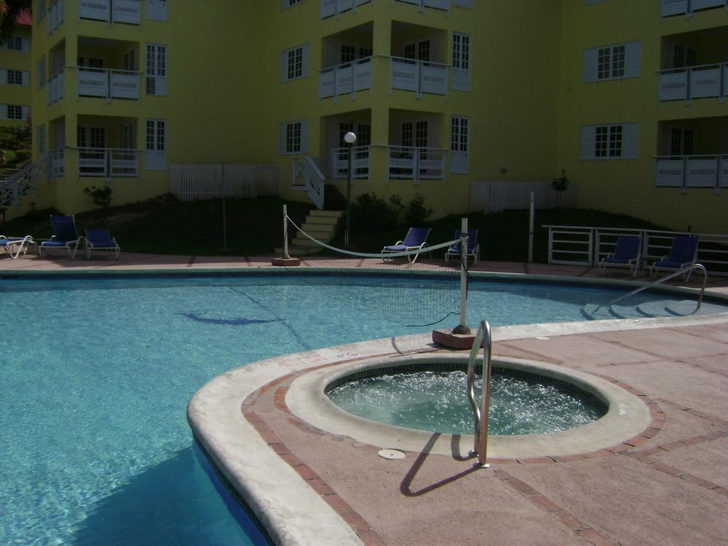 Condos At The Ridge Ocho Rios Exterior foto